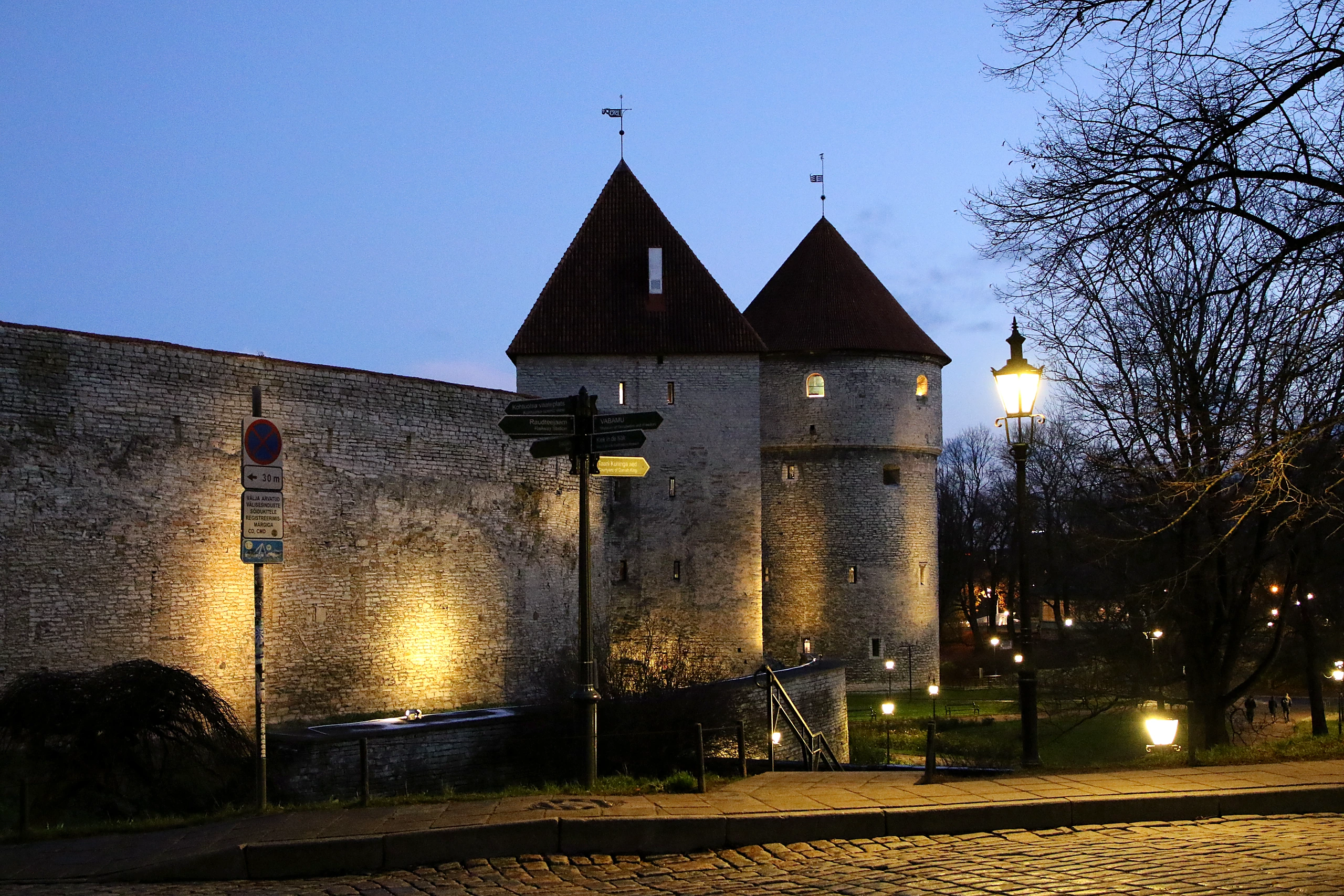 Medieval Walls